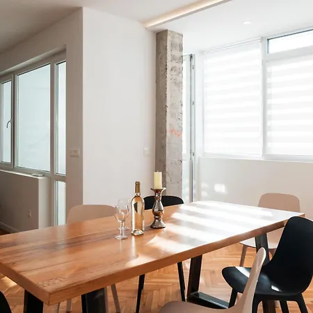 Daire Soho White 2bdr By Rv Varna