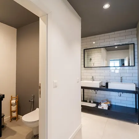 Soho White 2bdr By Rv Daire Varna